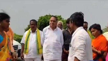 కృష్ణా జిల్లా: "ఇంటికి కాదు... ఊరికి ఒక్క కుళాయి కూడా లేదు"