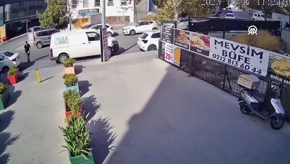 Bağcılar'daki patlama kamerada