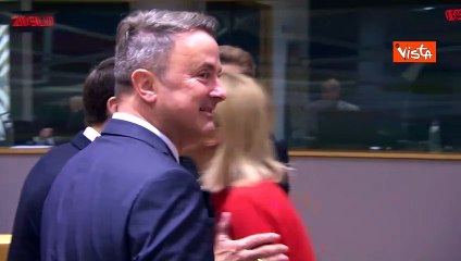 Un selfie dei leader dell'Unione europea nella sala del Consiglio Ue