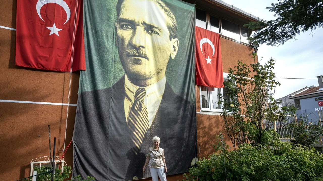 100 Jahre Türkei: Atatürk-Verehrung auf neuem Höhepunkt