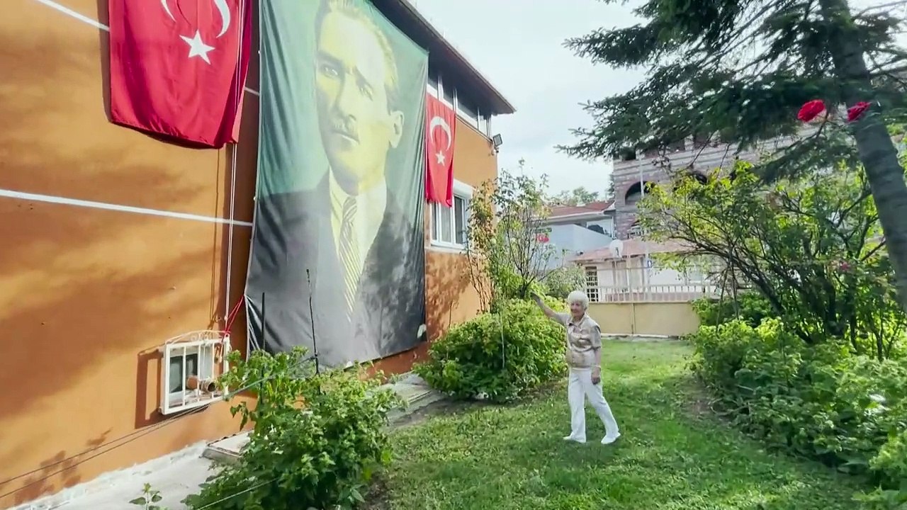 100 Jahre Türkei: Atatürk-Verehrung auf neuem Höhepunkt