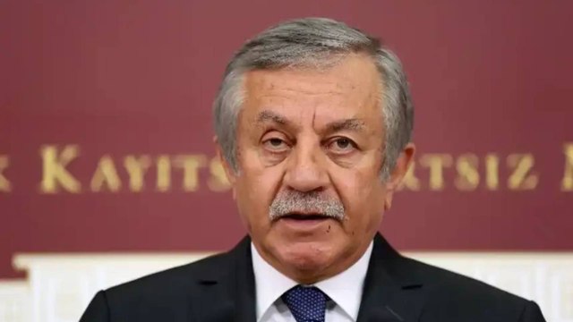 Meclis Başkanvekili Celal Adan'ın mikrofonu açık kaldı: 'P..venkler...'
