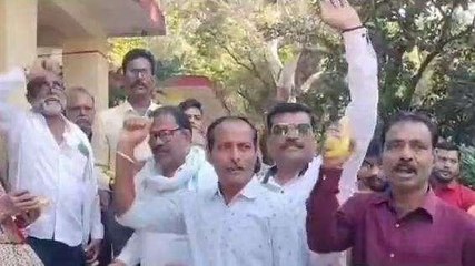 छिंदवाड़ा: वाल्मीकि स्वामी के प्रकट उत्सव को लेकर वृद्ध जनों को वितरित किए फल