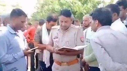 झांसी: जमीन जाने के डर के कारण 30 वर्षीय किसान ने की आत्महत्या