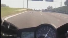 Moto-pointe-vitesse
