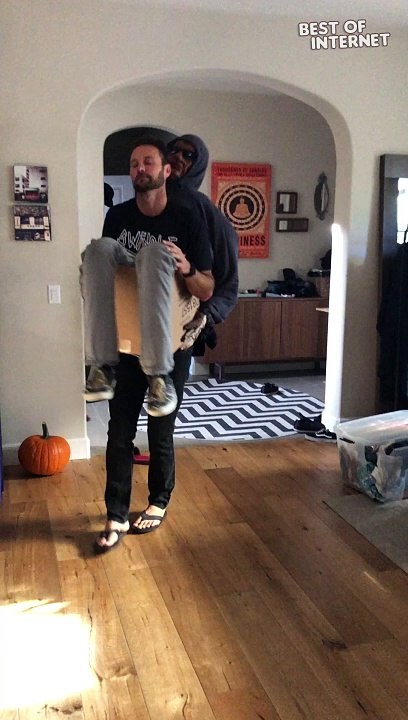 Mind-Blowing Man in a Box Costume! || Best of Internet