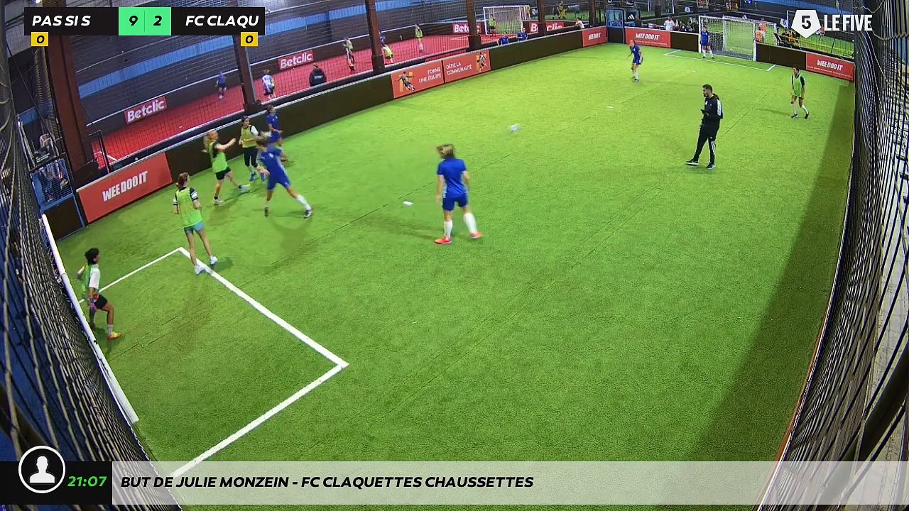 But de julie monzein - FC CLAQUETTES CHAUSSETTES