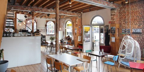 Brunch Le Phare Du Kanaal (Molenbeek-Saint-Jean) - OuBruncher