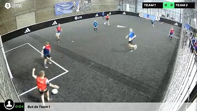 Pierre 2 26/10 à 10:39 - Football Terrain 5 (LeFive Rouen)
