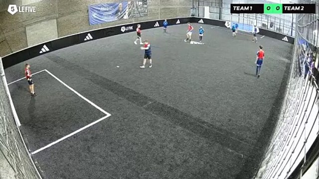Pierre 2 26/10 à 10:39 - Football Terrain 5 (LeFive Rouen)