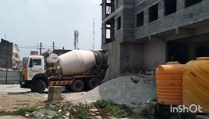 धीमी गति, चार साल में भी नहीं बना अस्पताल का नया भवन
