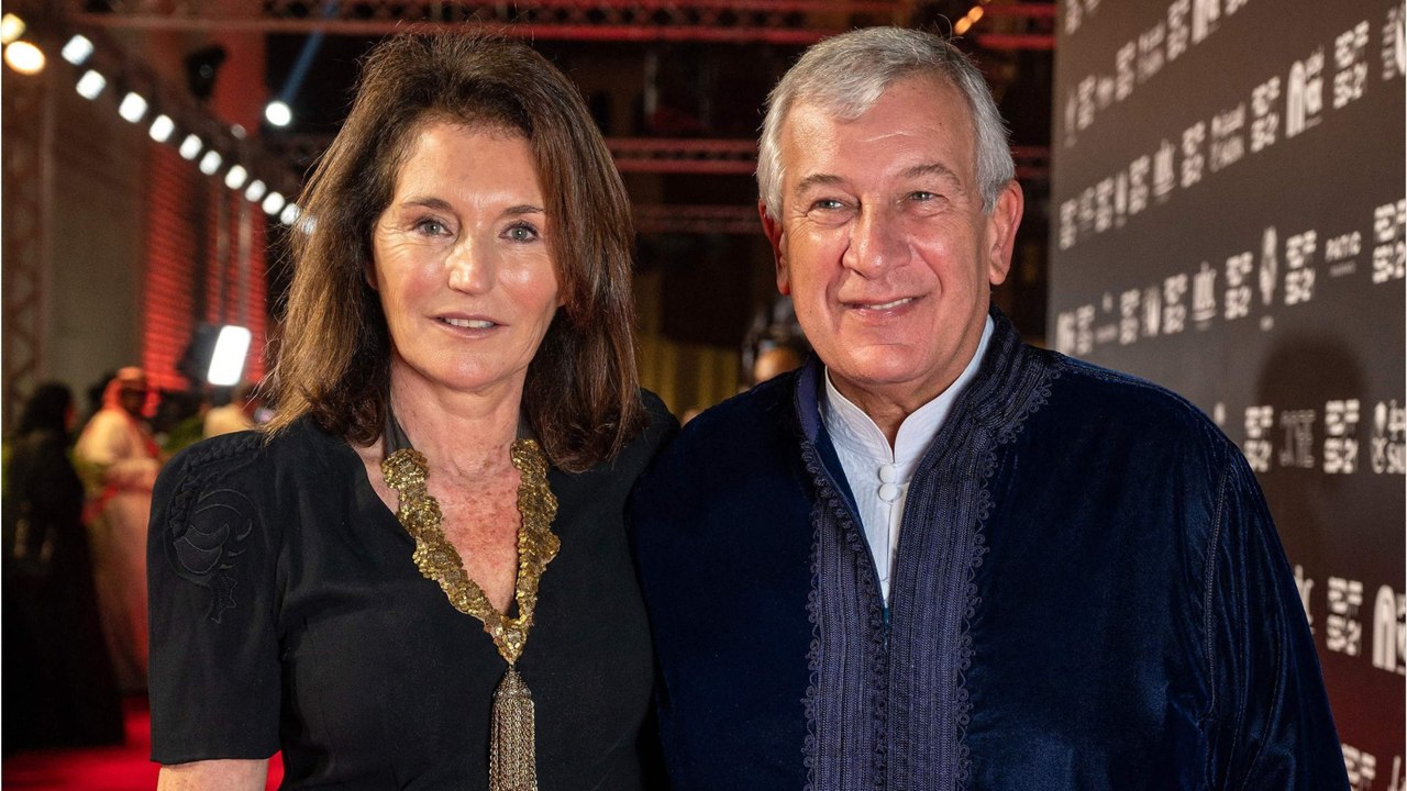 GALA VIDEO - PHOTO - Cécilia Attias, son mari Richard a bien changé : découvrez son nouveau look !