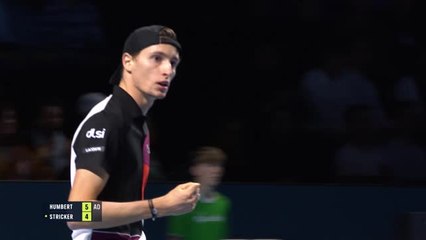Bâle - Humbert rejoint Hurkacz dans le dernier carré