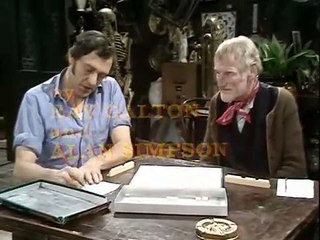 Steptoe and Son. S07 E01. Men of Letters.