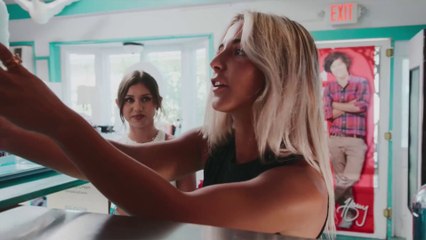 Forever Summer : Hamptons | First Minutes