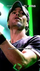 ¿Es Enrique Iglesias o Mickey Mouse?