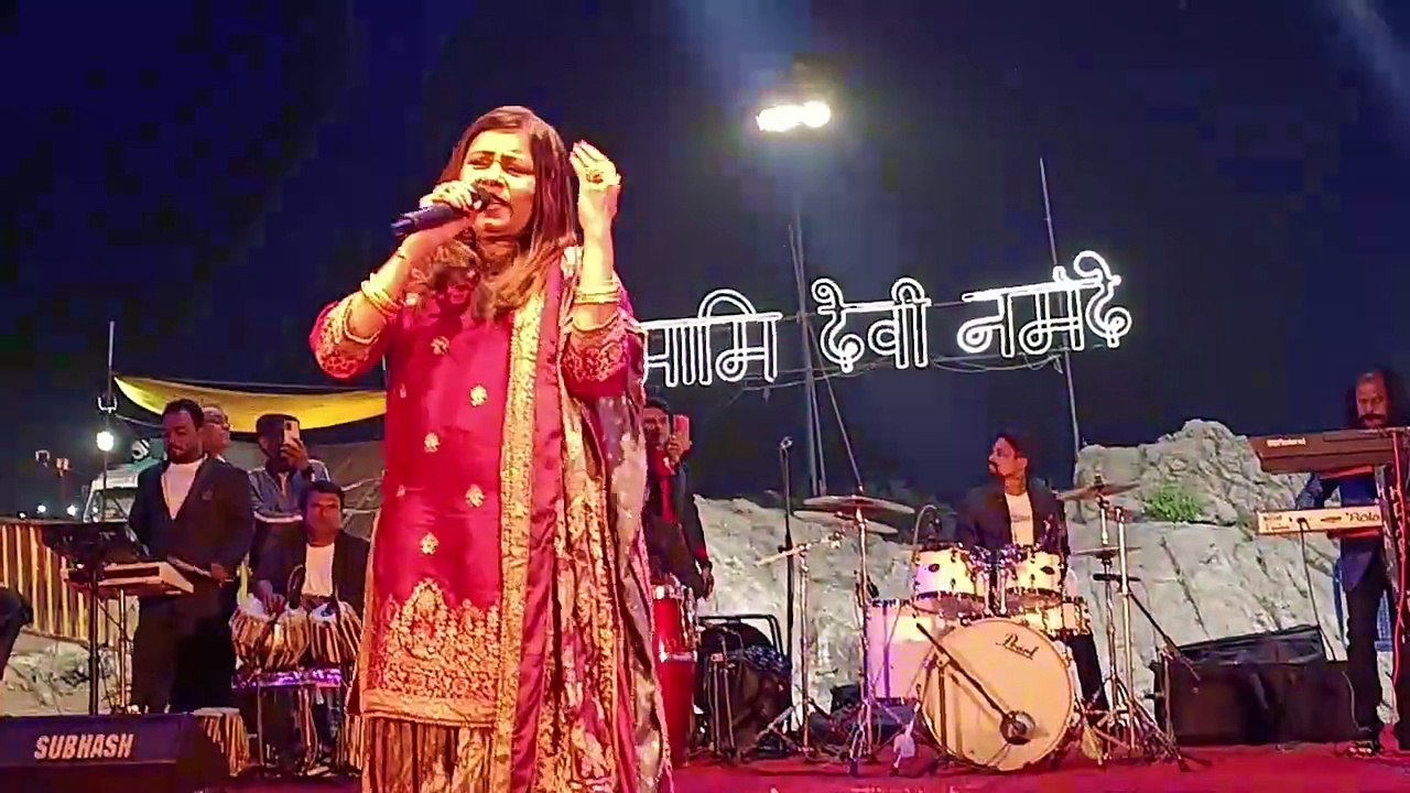 जबलपुर भेड़ाघाट में नर्मदा महोत्सव पर झूमे श्रोता - देखें वीडियो