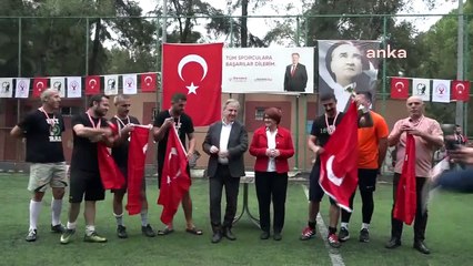 Bornova Belediyesi'nin düzenlediği 100. Yıl Birimler arası Futbol ve Masa Tenisi Turnuvaları sona erdi
