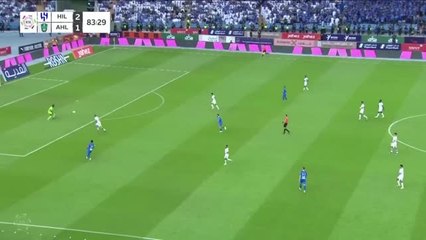 Saudi Pro League - Le CSC gag d'Ibañez qui trompe Édouard Mendy