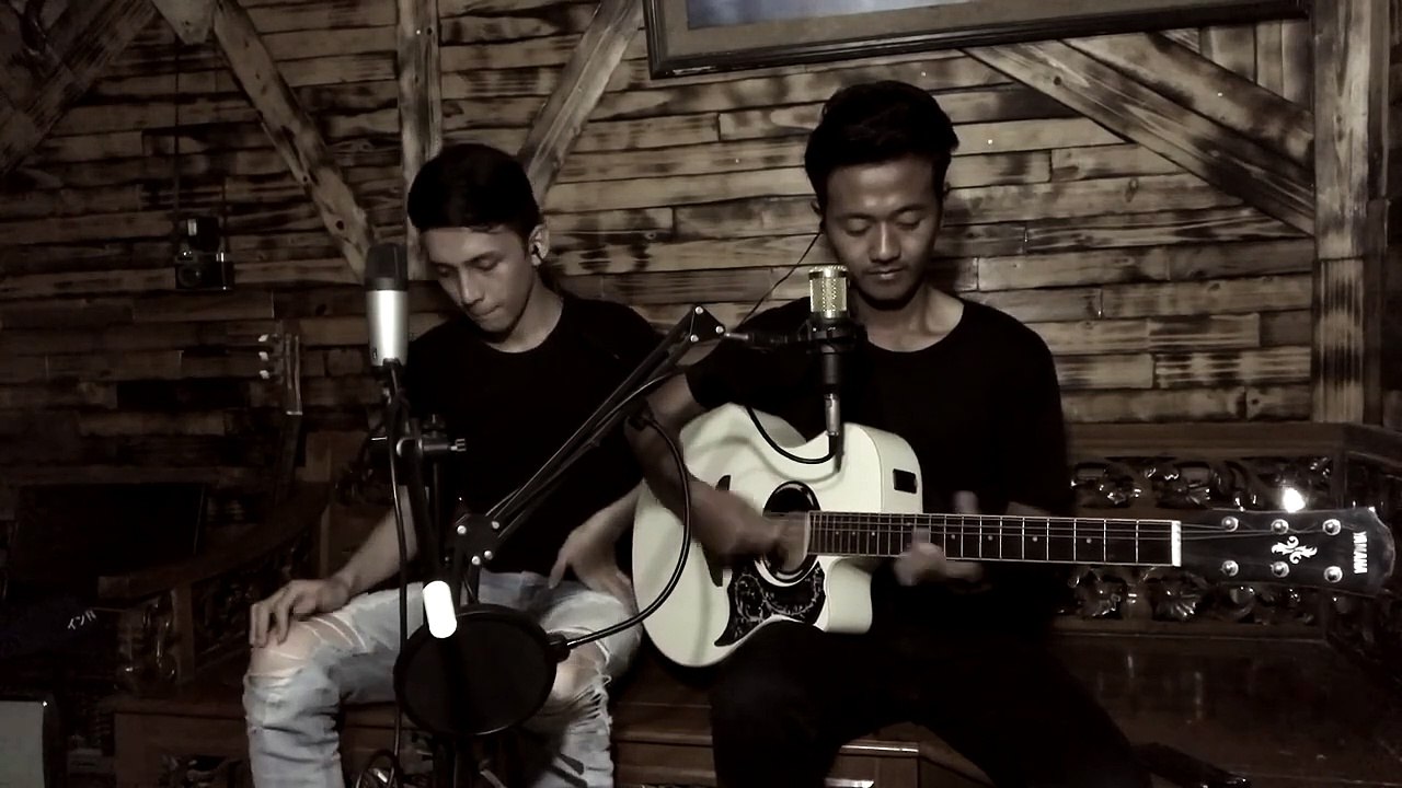 Alter Bridge - Watch Over You - Acoustic Cover