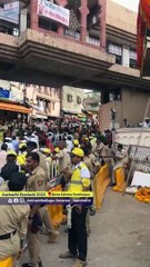 AADM Volunteers offer Crowd Management Seva in Pandharpur at Namdev Payari on Ashadhi Ekadashi 2023