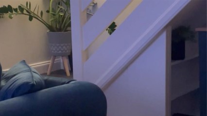 Dad and daughter team up to pull a HILARIOUS scare prank on mom