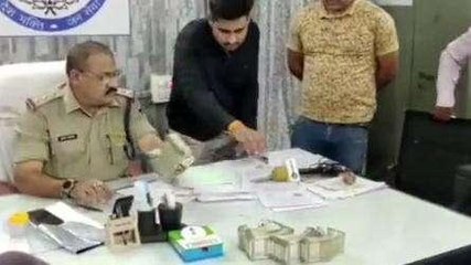 मुरैना: चेकिंग में ठेकेदार से मिले साढ़े 4 लाख से अधिक की राशि