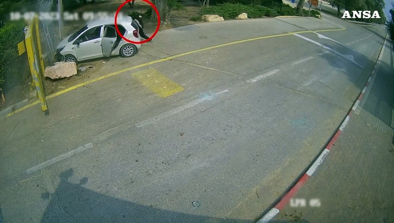 Israele, spunta un nuovo video dell'esercito: uccisi 3 terroristi e salvati civili