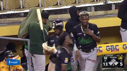 Christopher Familia - Jonrón con bases llenas para Estrellas Orientales.
