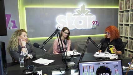 Η κοινωνιολόγος Κατερίνα Ευθυμιοπούλου και η εκπρόσωπος του φορέα "Αγία Ερμιόνη"  Ευαγγελία Δημοπούλου στον Star Fm