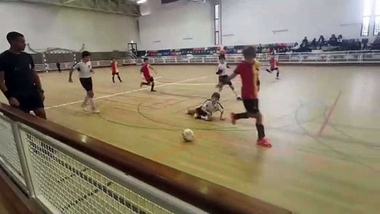 Imagens do jogo de Benjamins com o Inter