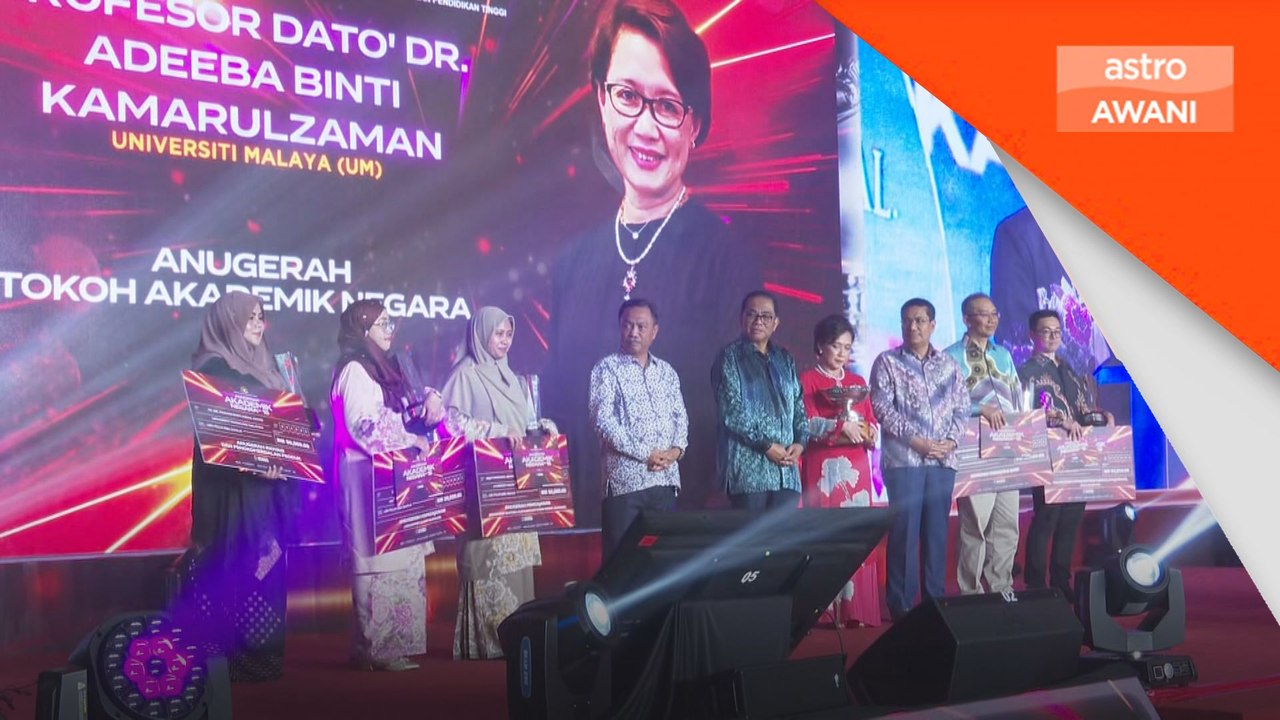 Dr Adeeba dinobat sebagai Tokoh Akademik Negara