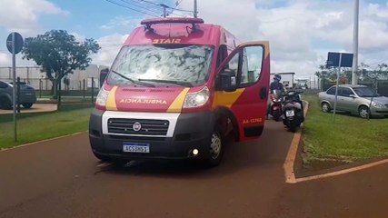 Mulher fica ferida ao sofrer queda de motocicleta na Estrada do Aeroporto