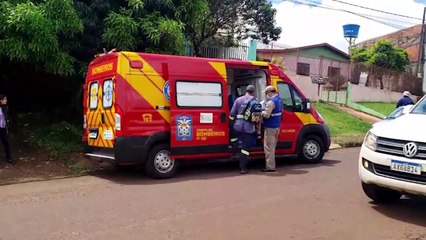 Adolescente fica ferido ao cair de bicicleta na Avenida Corbélia
