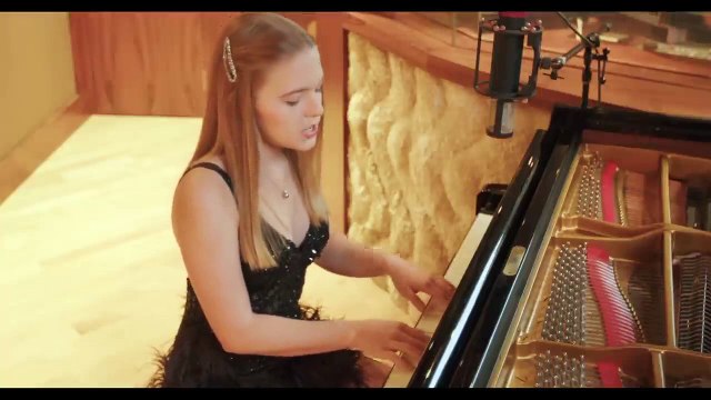 Goodbye Yellow Brick Road - Elton John (Cover by Emily Linge)
