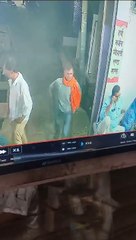 घर के पास ही सर्राफा की गोली मारकर हत्या