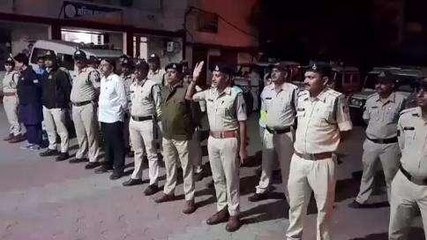 खंडवा: आधी रात को बदमाशों के घर पहुंची पुलिस, मचा हड़कंप