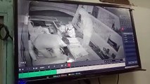 ज्वैलरी शॉप में चोरी : चोरों ने दुकान का शटर तोड़ दिया वारदात को अंजाम, लाखों के आभूषण चोरी