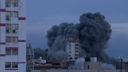 Gazze'nin dünya ile bağlantısı kesildi