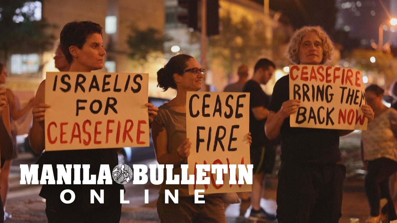 "Stop the attacks on civilians in Gaza," say protesters in Tel Aviv