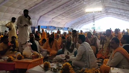 ​श्रद्धा रूपी सागर में डूबा त्रिवेणी धाम