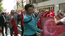 İstanbul'da 100 metrelik Türk bayrağı ile dev kutlama