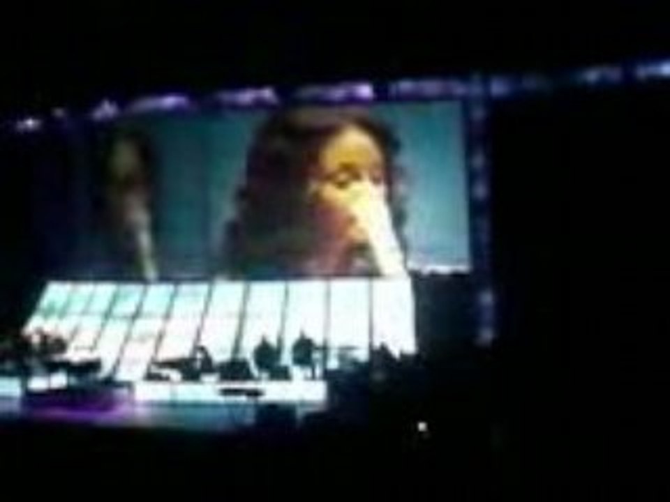 ALICIA KEYS BERCY 27 MARS 2008 (5)