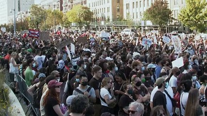 آلاف المتظاهرين المؤيدين للفلسطينيين في شوارع نيويورك