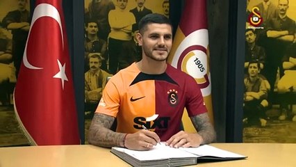 Kendine hayran bırakmaya devam ediyor!  Icardi'den tüm Türkiye'nin beğenisini alacak Cumhuriyet Bayaramı mesajı