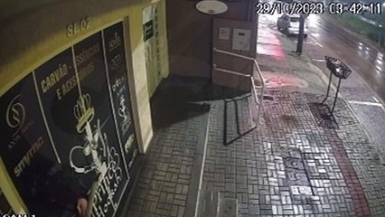 Tentativa de arrombamento em tabacaria é registrada pelo segundo dia consecutivo no Centro