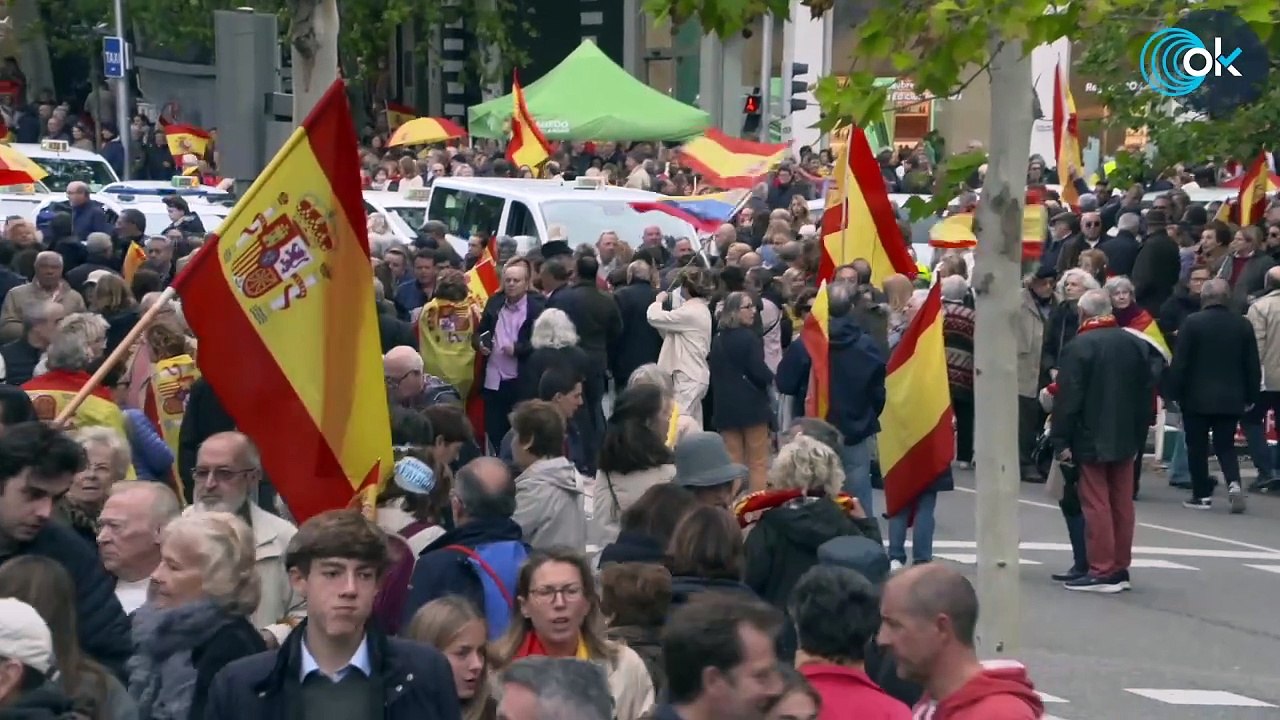 España sale a la calle contra la amnistía: "No consentiremos a Sánchez que acabe con nuestras libertades"