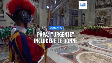 Papa Francesco dopo il Sinodo: "Urgente" la presenza delle donne nei ruoli di governo della Chiesa