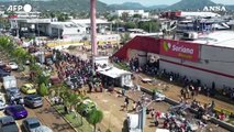 Messico, Acapulco duramente colpita dall'uragano Otis