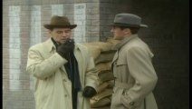 Goodnight Sweetheart. S3/E1. ' Between the Devil and the Deep Blue Sea'     Nicholas Lyndhurst